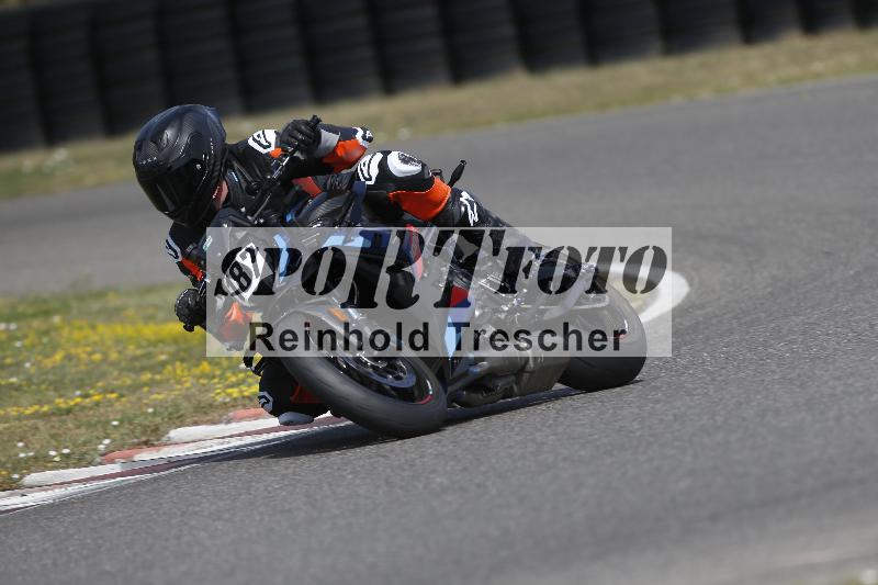 /37 09.08.2026  Pluess Motosport ADR/Freies Fahren/187
